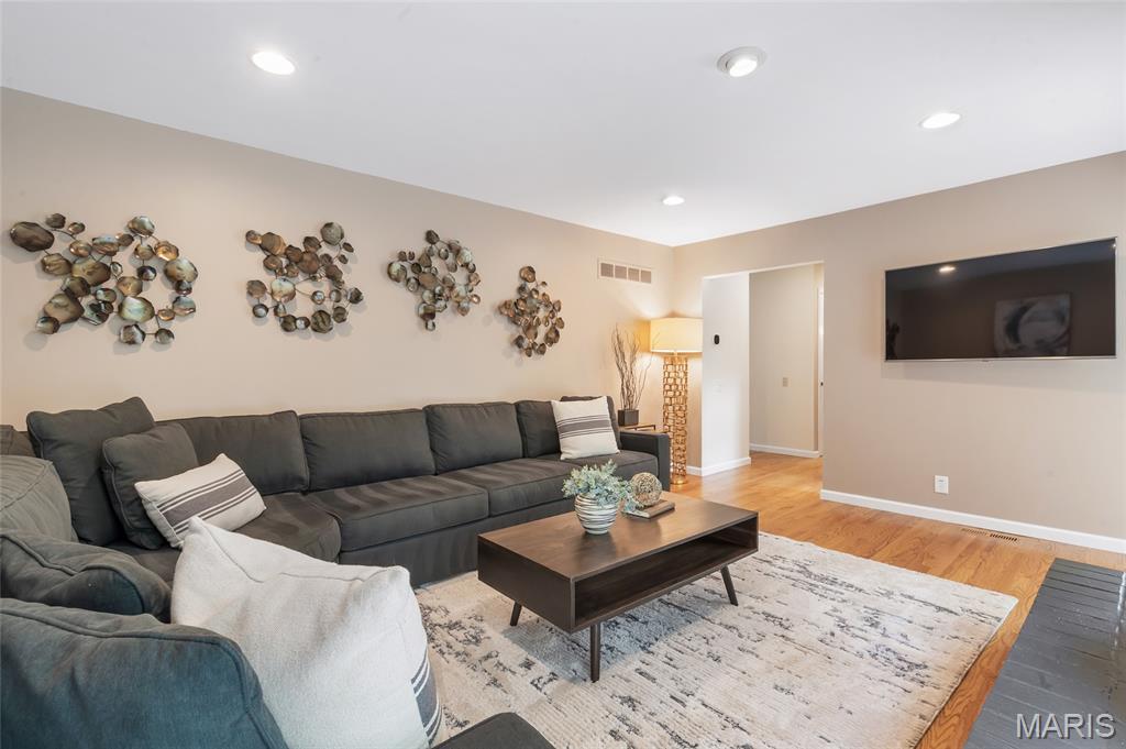 38 Ridgepoint Drive Chesterfield, MO 63017 - Photo 20 of 67