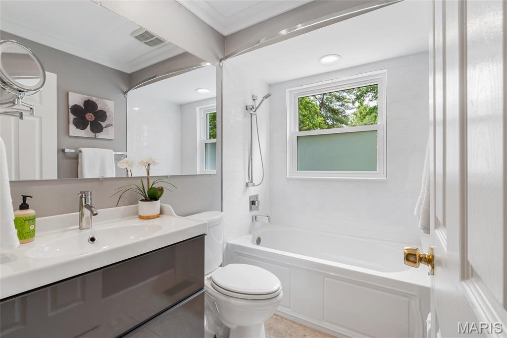 38 Ridgepoint Drive Chesterfield, MO 63017 - Photo 30 of 67