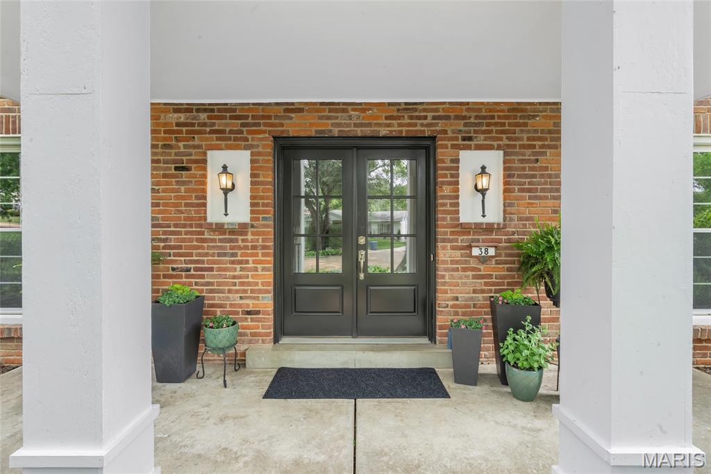 38 Ridgepoint Drive Chesterfield, MO 63017 - Photo 4 of 67