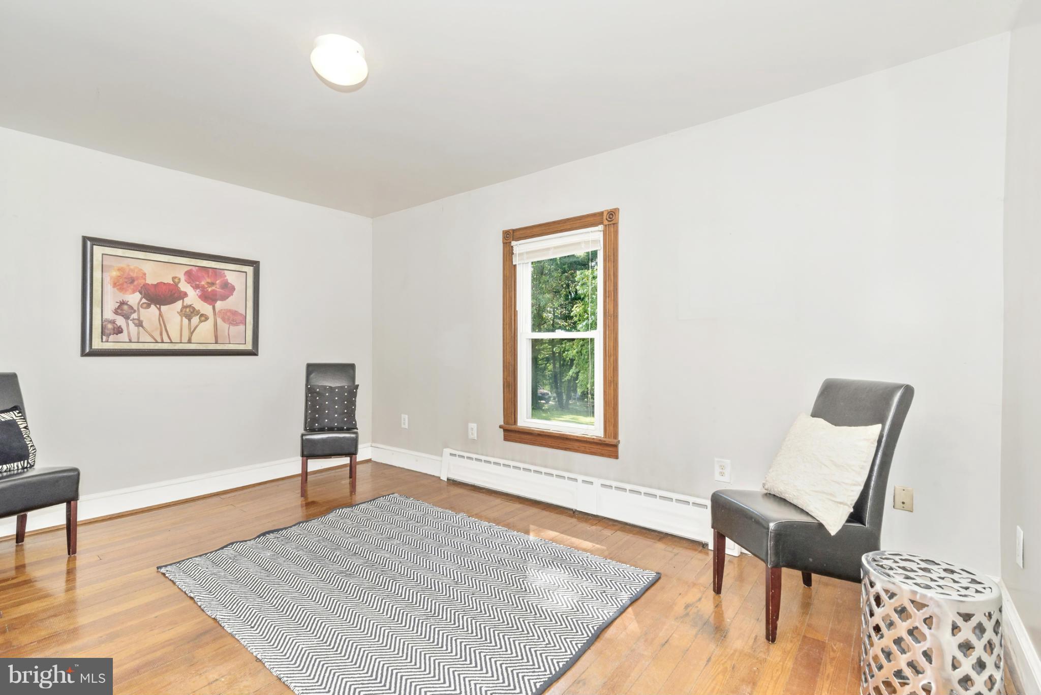 410 Prospect Road Mount Airy, MD 21771 - Photo 4 of 30 Living Room/ Dining