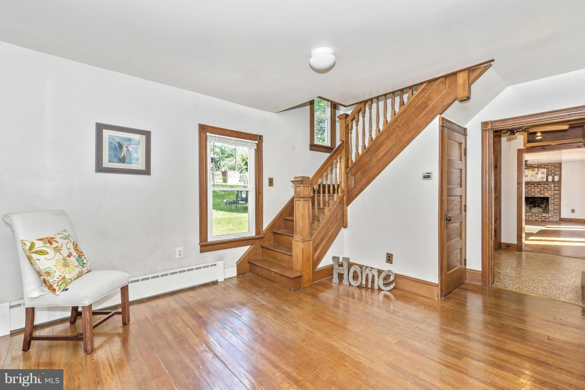 410 Prospect Road Mount Airy, MD 21771 - Photo 6 of 30 Dining Room/ Living Room