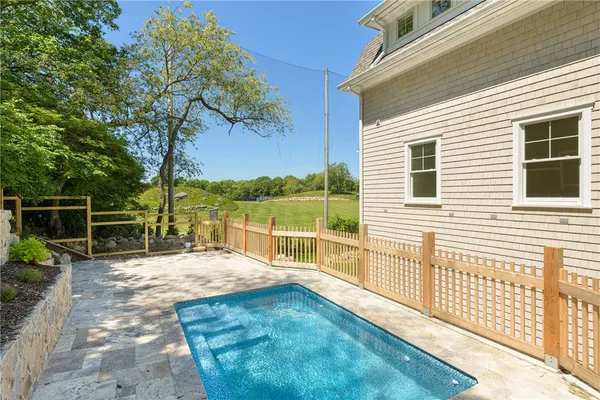 $3,575,000 | 17 East Hills Road, Westerly, RI 02891