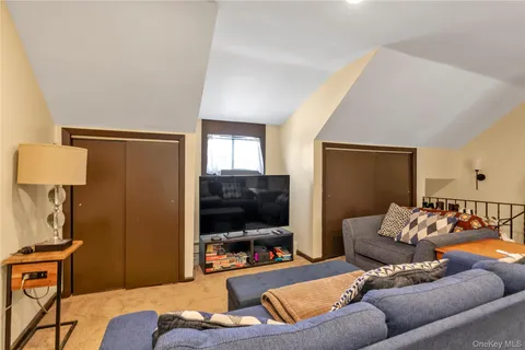$849,000 | 14 Southard Drive, Island Park, NY 11558