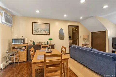 $849,000 | 14 Southard Drive, Island Park, NY 11558