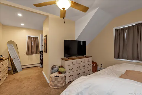 $849,000 | 14 Southard Drive, Island Park, NY 11558