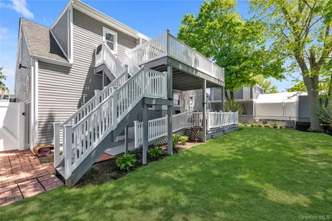 $849,000 | 14 Southard Drive, Island Park, NY 11558