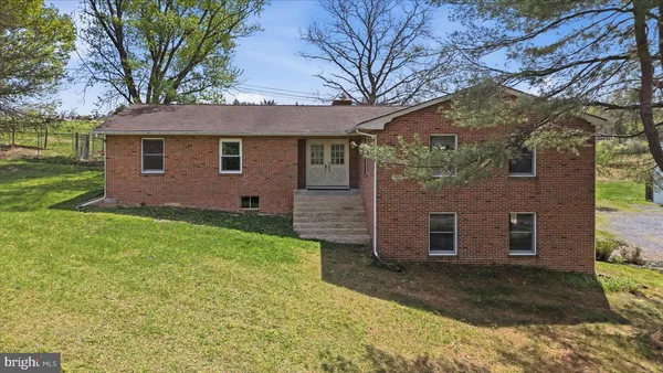 $425,000 | 2863 Christian Church Road, High View, WV 26808