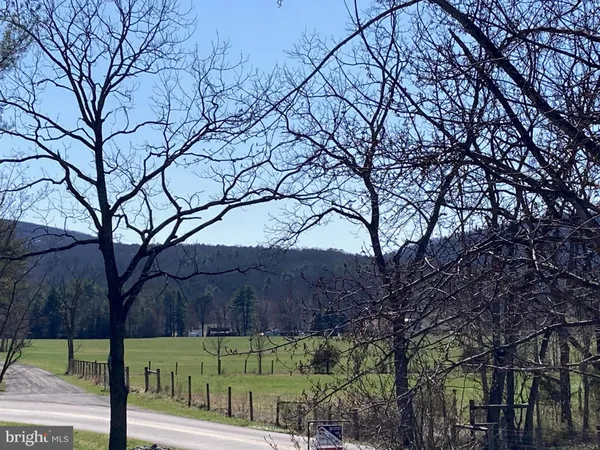 $425,000 | 2863 Christian Church Road, High View, WV 26808