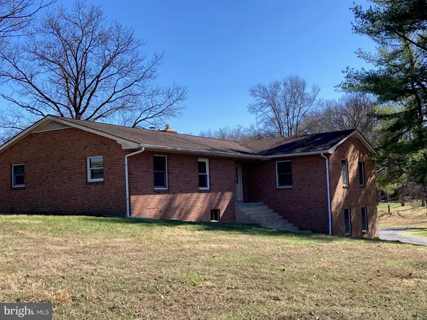 $425,000 | 2863 Christian Church Road, High View, WV 26808