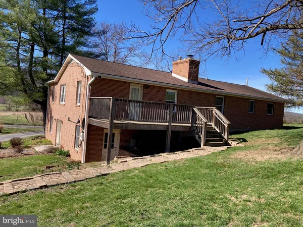 $425,000 | 2863 Christian Church Road, High View, WV 26808