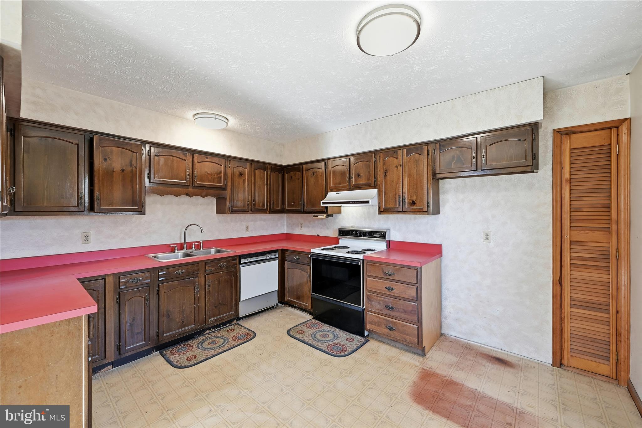 2863 Christian Church Road High View, WV 26808 - Photo 19 of 106 Kitchen