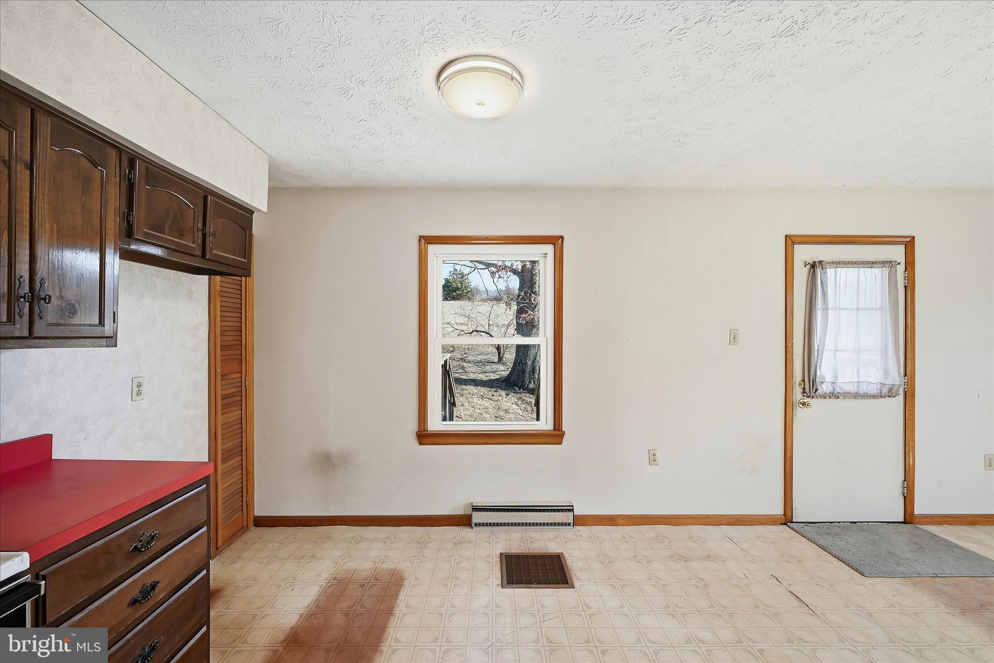 2863 Christian Church Road High View, WV 26808 - Photo 22 of 106 Breakfast/ Table space