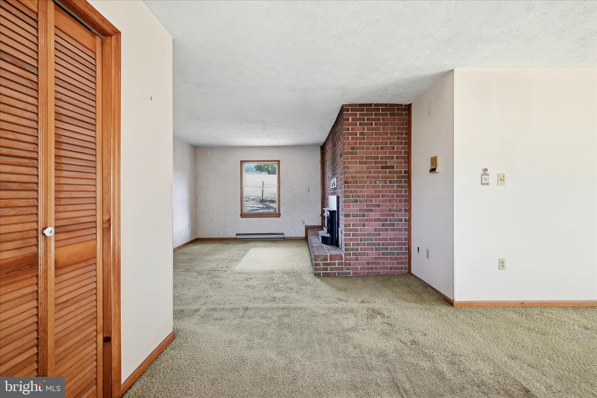 2863 Christian Church Road High View, WV 26808 - Photo 5 of 106 Living Area