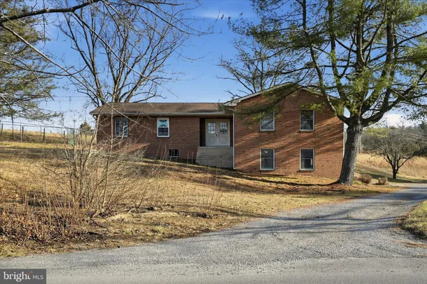 $439,900 | 2863 Christian Church Road, High View, WV 26808