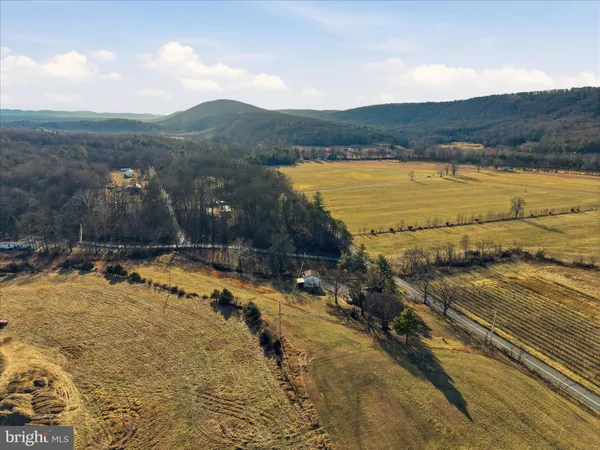 $439,900 | 2863 Christian Church Road, High View, WV 26808