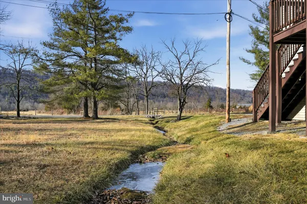 $425,000 | 2863 Christian Church Road, High View, WV 26808