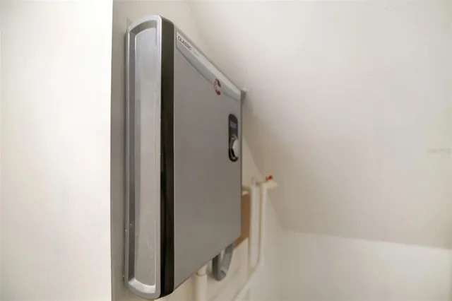 $410,000 | 11818 Water Run Alley, Windermere, FL 34786