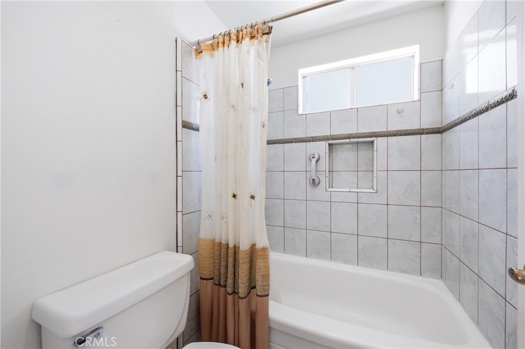 2253 Grafton Street Simi Valley, CA 93063 - Photo 18 of 30