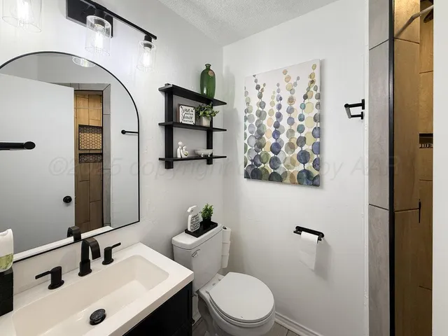 $230,000 | 5213 Leigh Avenue, Amarillo, TX 79110