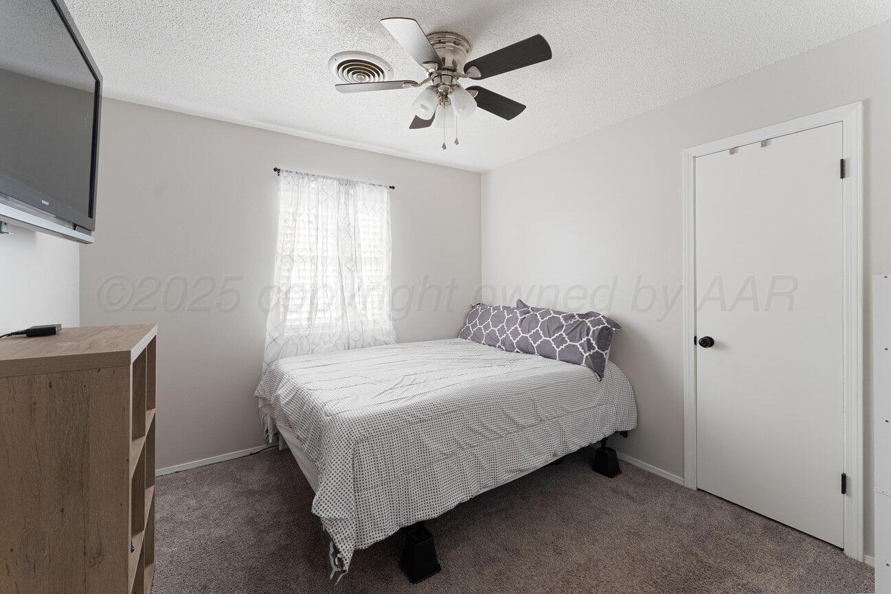 5213 Leigh Avenue Amarillo, TX 79110 - Photo 17 of 30 Bedroom 2