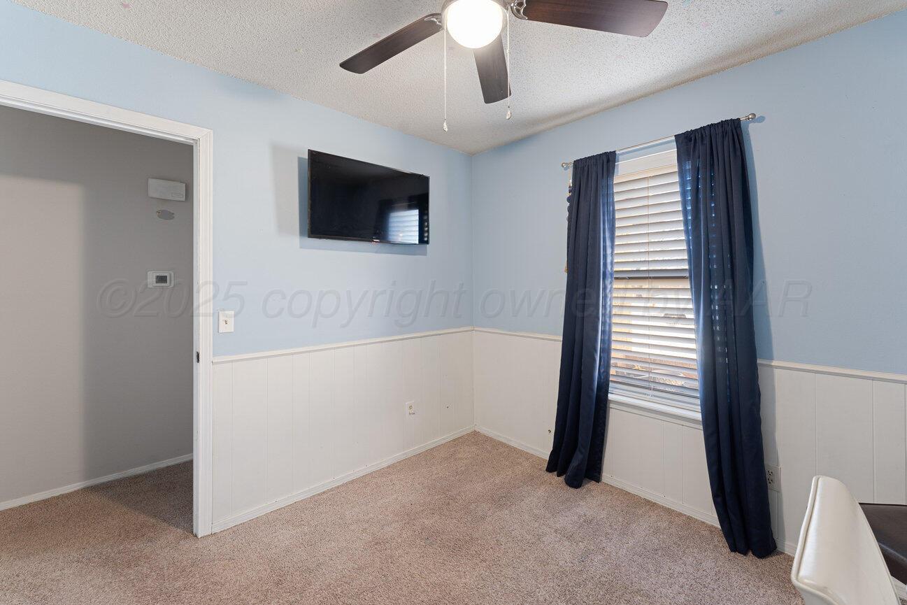 5213 Leigh Avenue Amarillo, TX 79110 - Photo 23 of 30 Bedroom 3