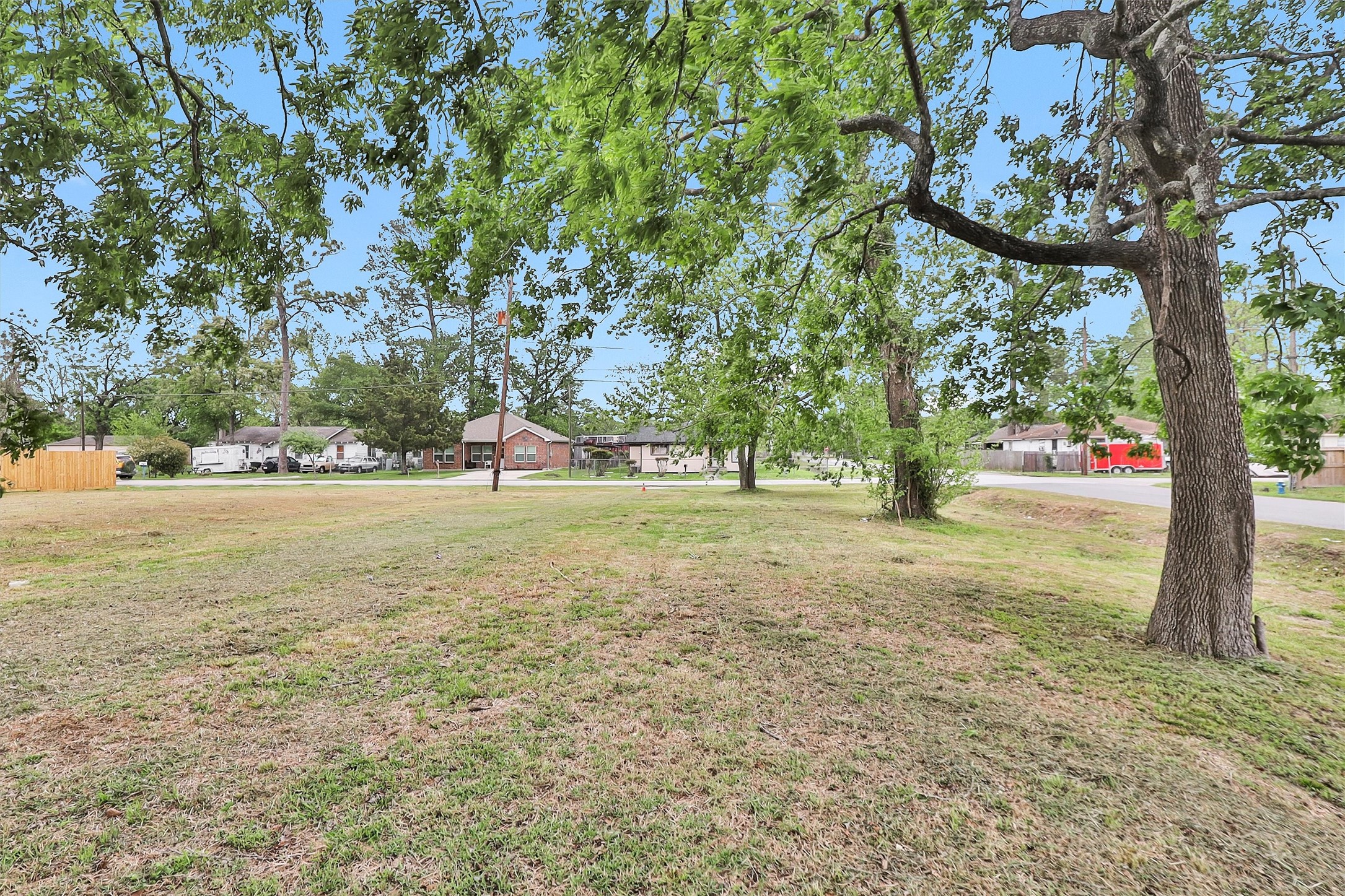 9205-9207 Spaulding Street Houston, TX 77016 - Photo 3 of 10