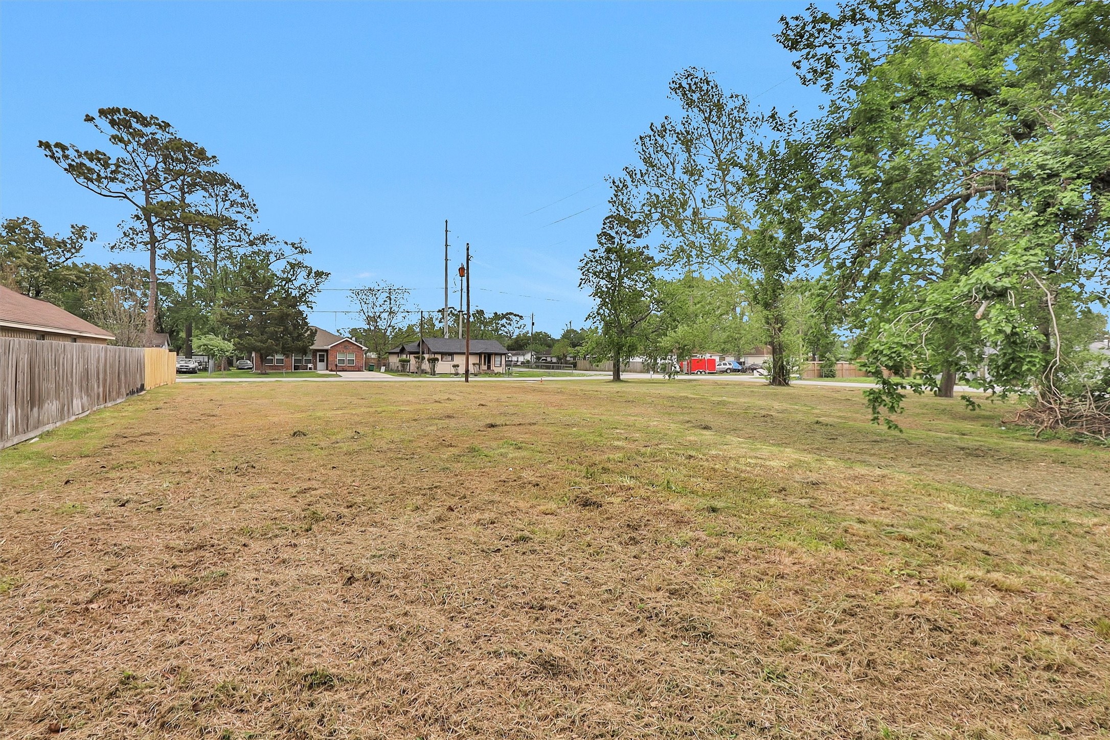 9205-9207 Spaulding Street Houston, TX 77016 - Photo 4 of 10