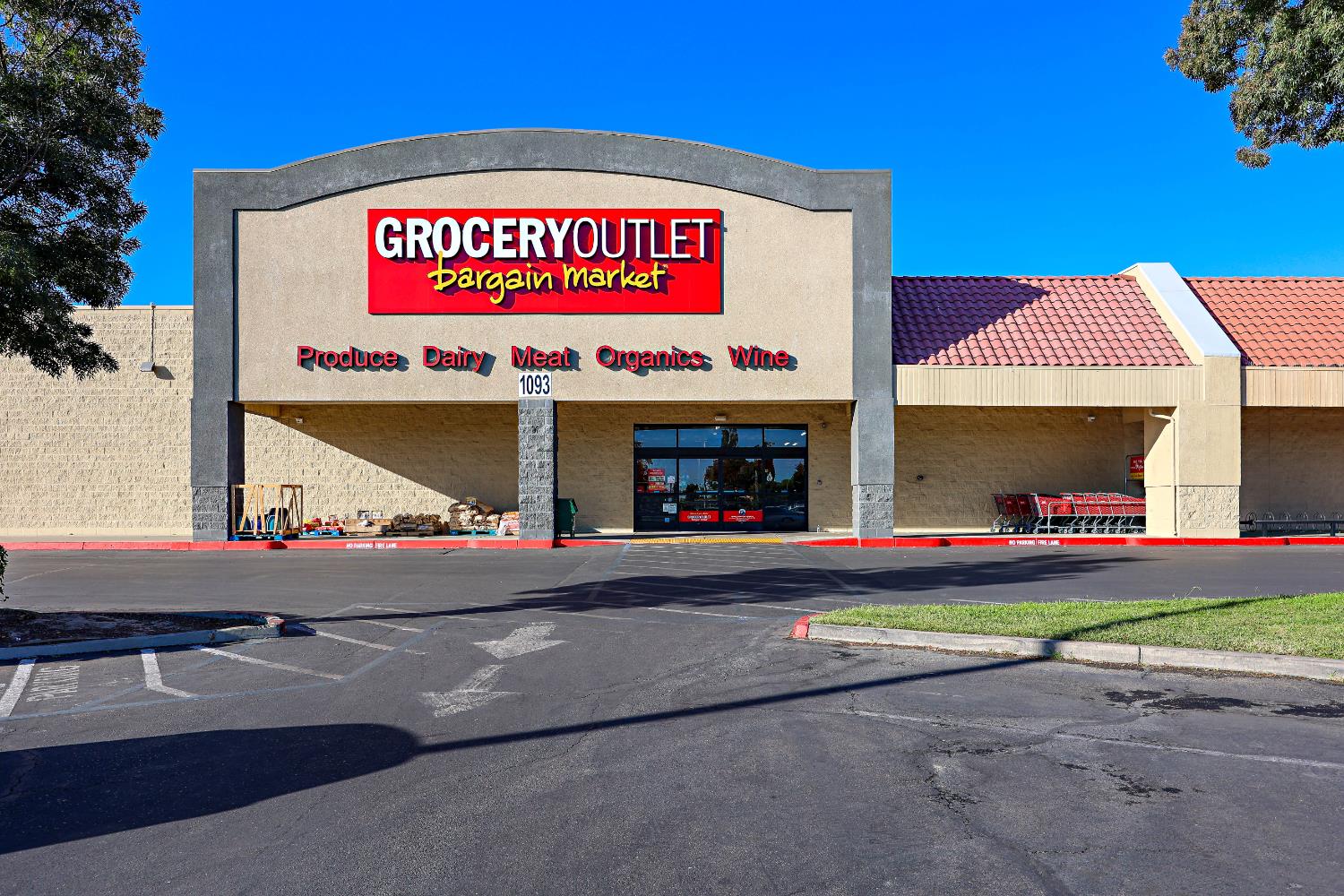 0 Redwood Atwater, CA 95301 - Photo 25 of 31 a view of a book shop with a road