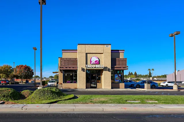 a car parked in front of a building
