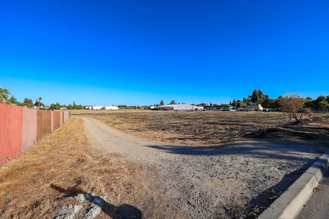 a view of an ocean with city view