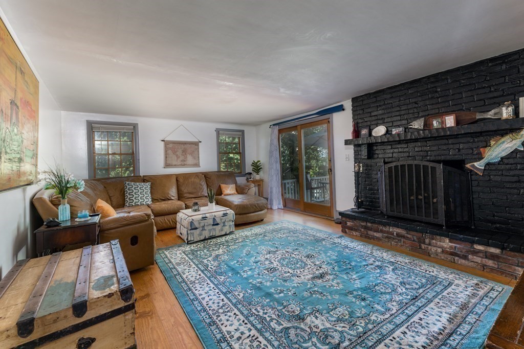 283 Sconticut Neck Road Fairhaven, MA 02719 - Photo 16 of 33 Gallery Image 16