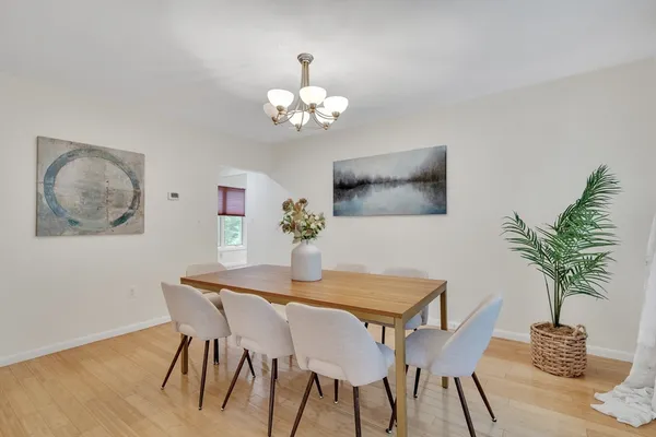 $1,999,000 | 829 Chestnut Street, Newton, MA 02468