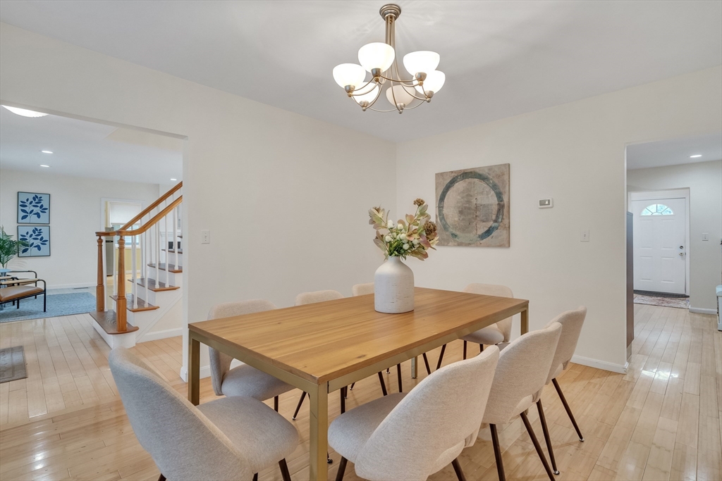 829 Chestnut Street Newton, MA 02468 - Photo 15 of 36