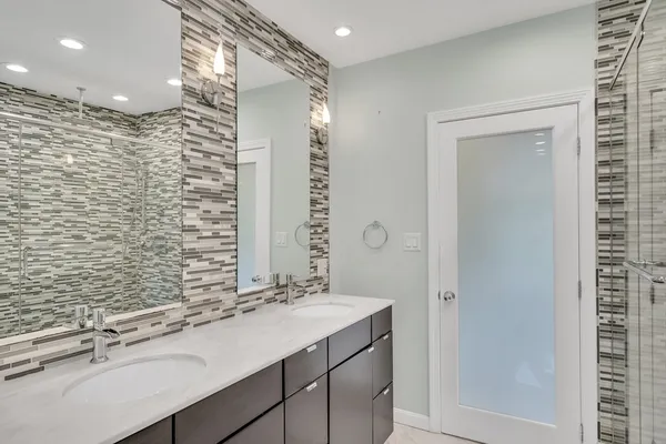 $1,999,000 | 829 Chestnut Street, Newton, MA 02468