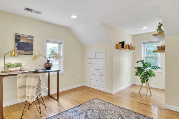 $1,999,000 | 829 Chestnut Street, Newton, MA 02468