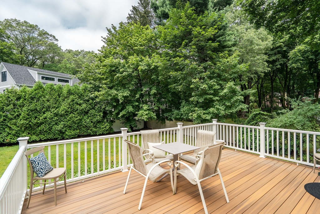 829 Chestnut Street Newton, MA 02468 - Photo 31 of 36