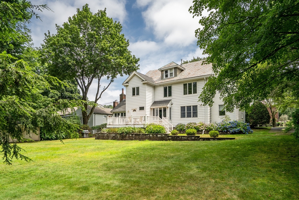 829 Chestnut Street Newton, MA 02468 - Photo 34 of 36