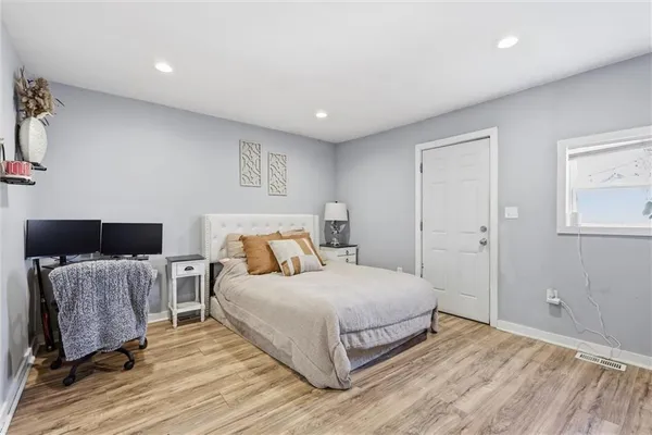 $170,000 | 3308 Tracy Avenue, Kansas City, MO 64109