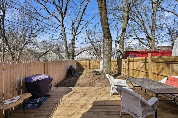 $170,000 | 3308 Tracy Avenue, Kansas City, MO 64109