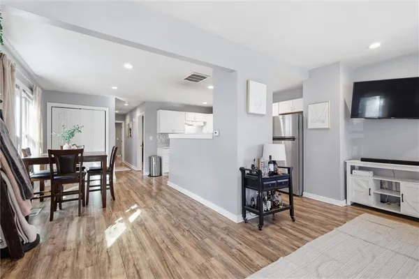 $170,000 | 3308 Tracy Avenue, Kansas City, MO 64109