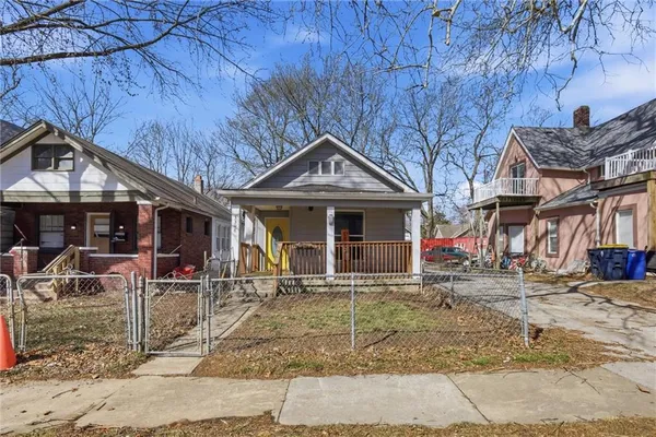 $170,000 | 3308 Tracy Avenue, Kansas City, MO 64109