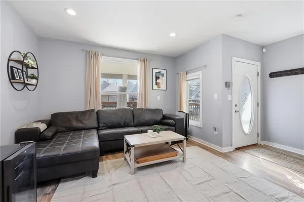 $170,000 | 3308 Tracy Avenue, Kansas City, MO 64109
