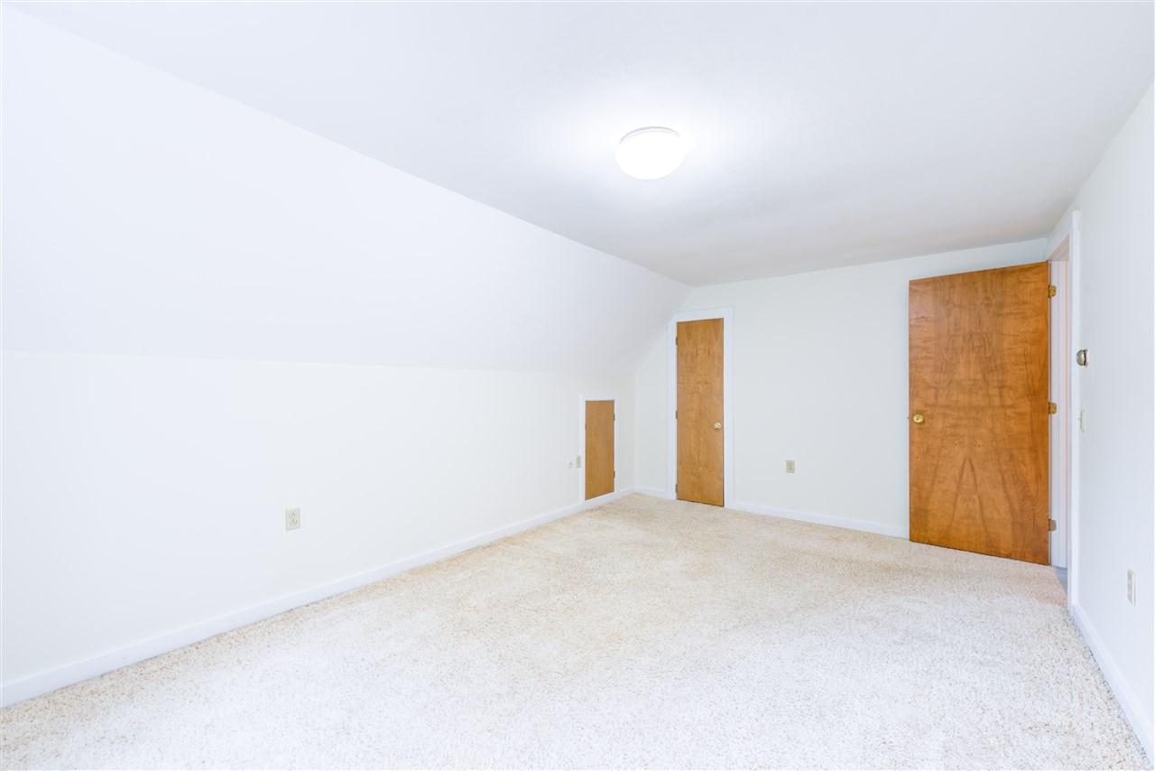 85 Wiswall Road Durham, NH 03824 - Photo 12 of 29 Gallery Image 12
