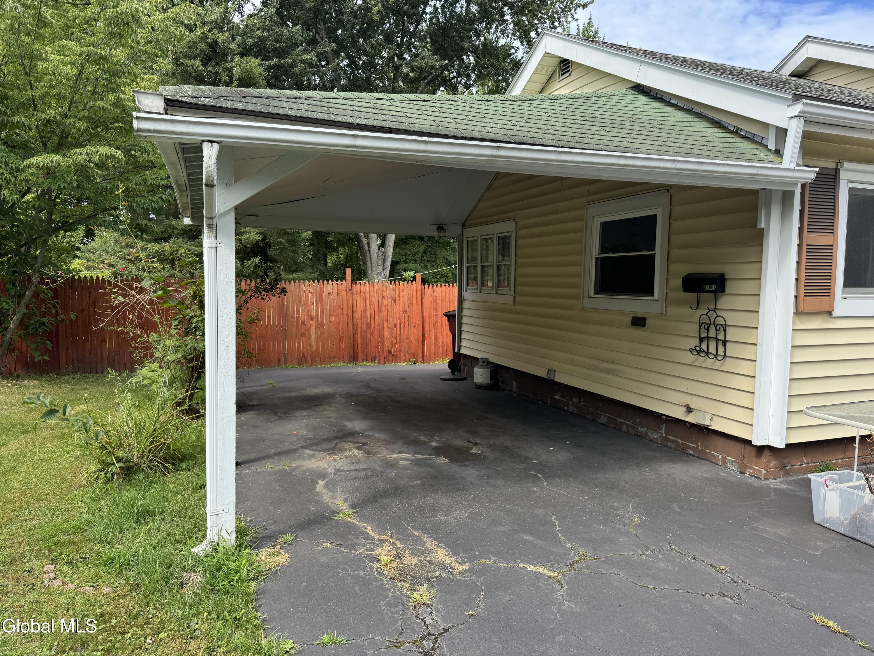 22 Rugby Road East Greenbush, NY 12061 - Photo 4 of 20 IMG_4151