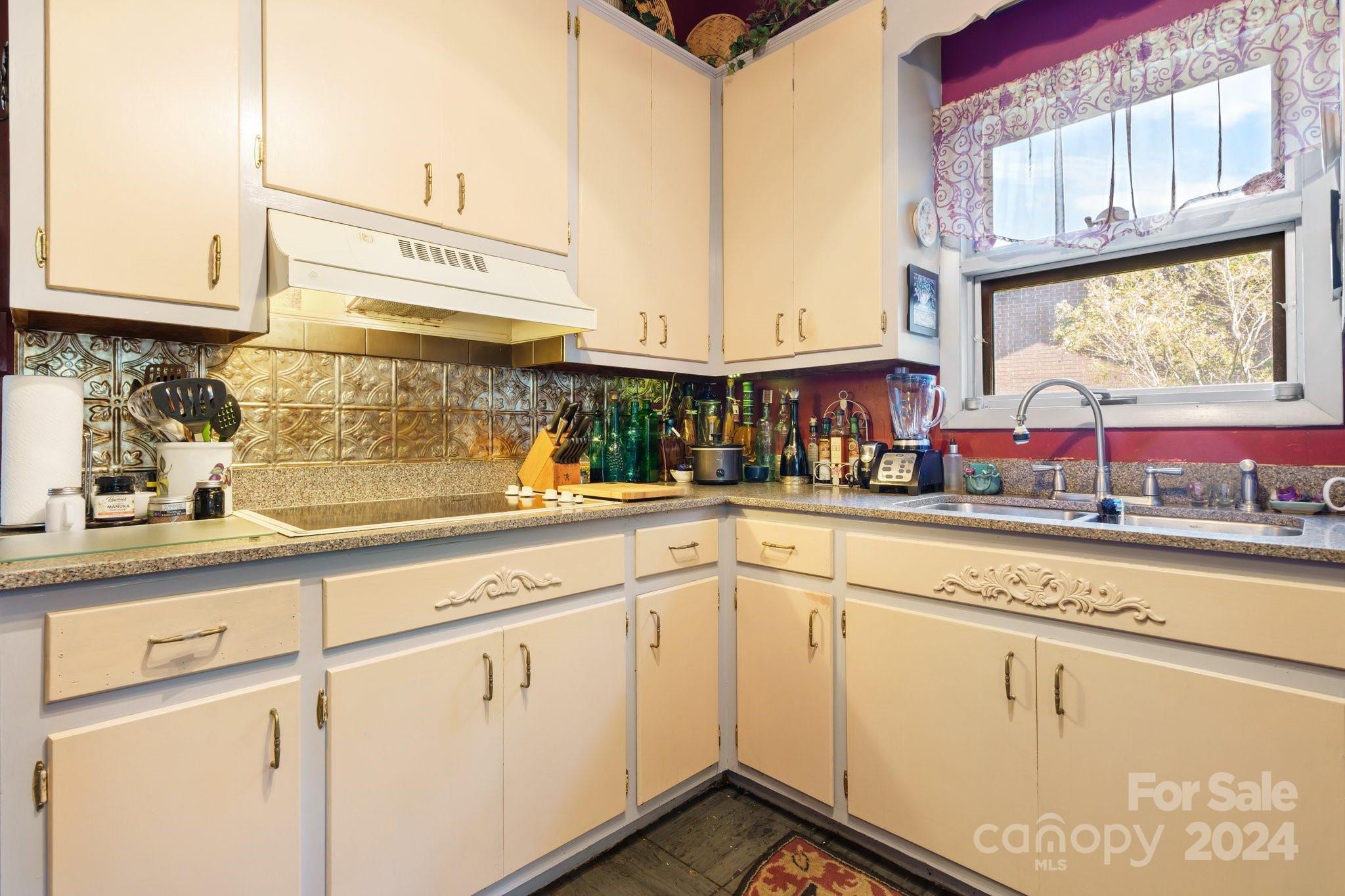 50 Skyline Road Hickory, NC 28601 - Photo 12 of 43 Gallery Image 12