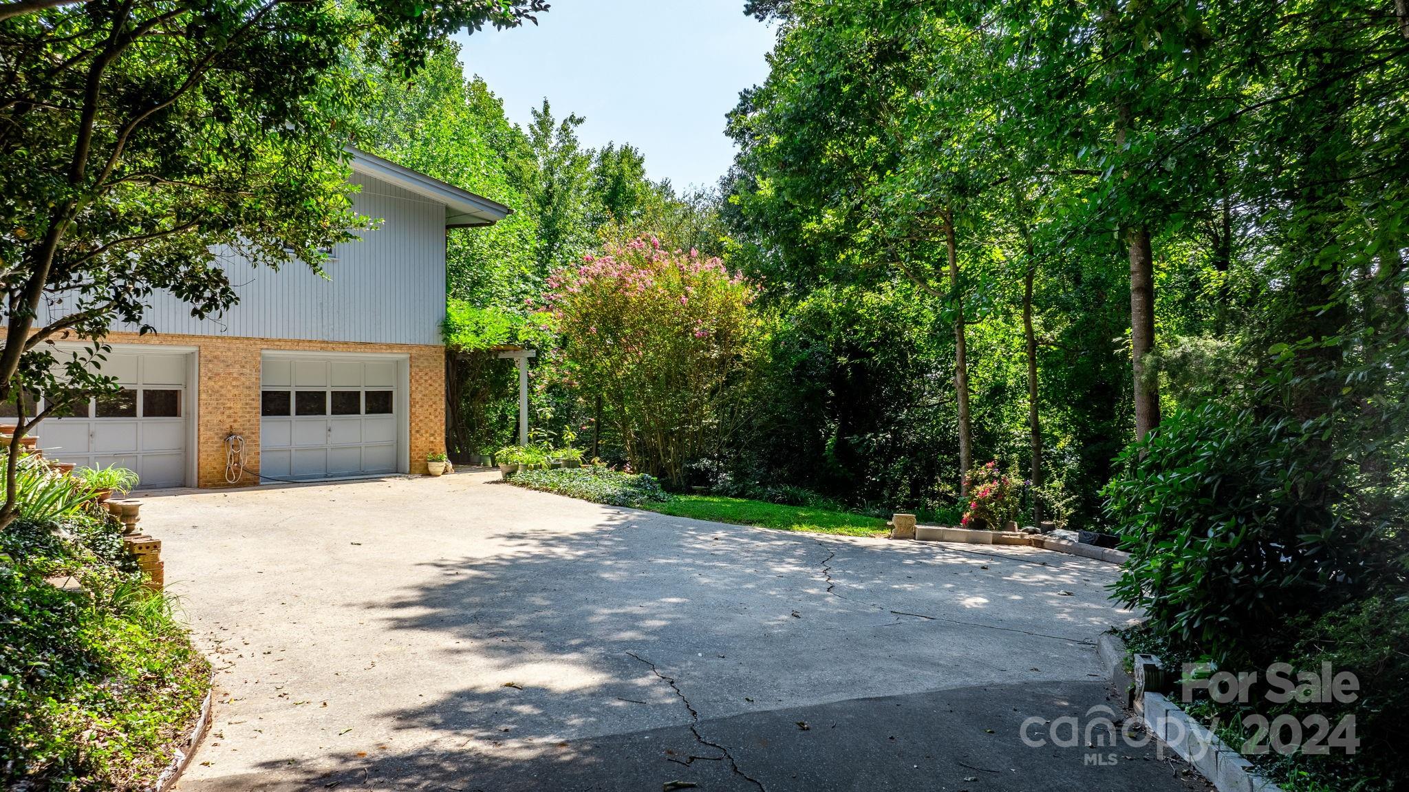 50 Skyline Road Hickory, NC 28601 - Photo 28 of 43 Gallery Image 28