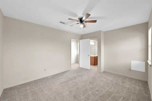 $1,250 | 1603 Hazelwood Street, Unit B, Conroe, TX 77301