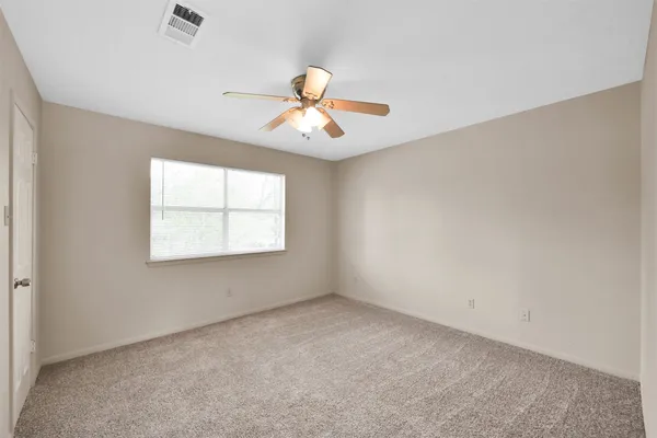 $1,250 | 1603 Hazelwood Street, Unit B, Conroe, TX 77301