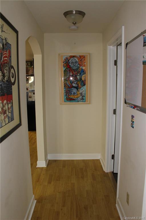 356 Deaverview Road Asheville, NC 28806 - Photo 17 of 22 Gallery Image 17