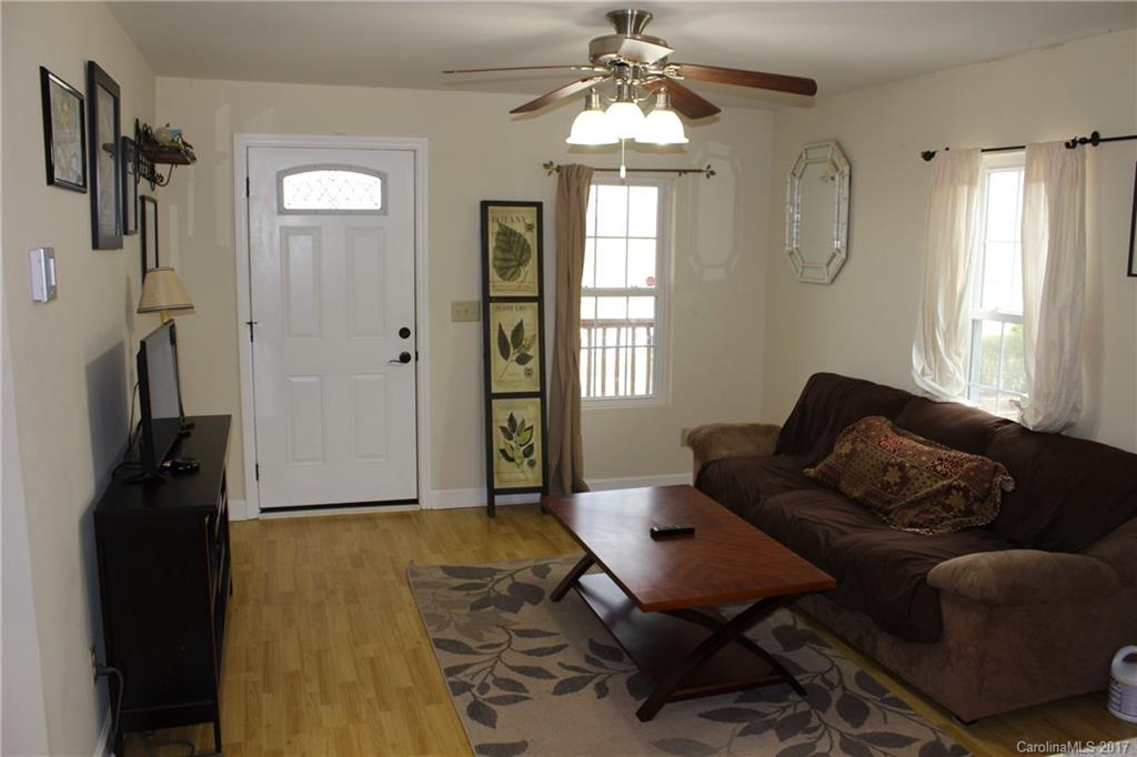356 Deaverview Road Asheville, NC 28806 - Photo 5 of 22 Gallery Image 5